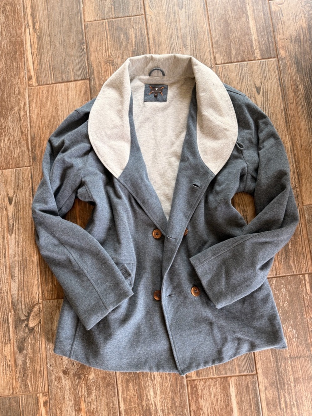 Left Coast Tee Double-Breasted Gray Jacket with Cream Shawl Collar NWOT $768